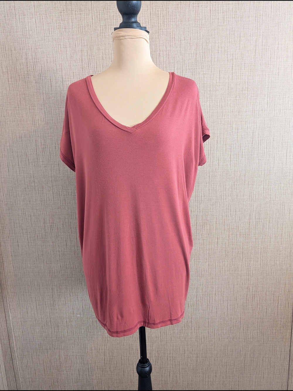 Piko 1988 Rose Mauve V-Neck Short Sleeve Tee
